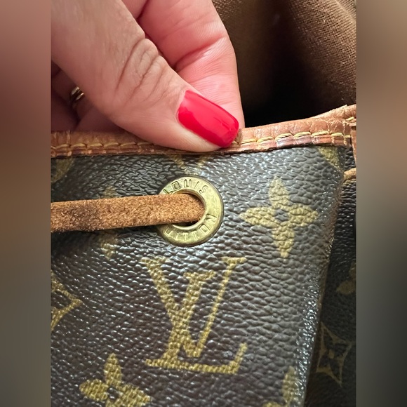 LOUIS VUITTON Monogram Noe Vintage Bucket - Picture 12 of 13